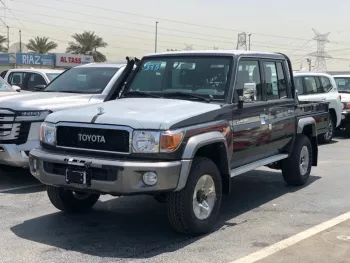 Toyota Land Crosier Pick Up Double Cup LX 4.0L Diesel 2022