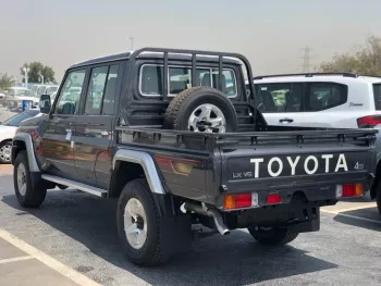 Toyota Land Crosier Pick Up Double Cup LX 4.0L Diesel 2022