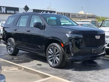 Cadillac Escalade black inside beige 2022 Platinum sports