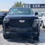 Cadillac Escalade black inside beige 2022 Platinum sports - Thumbnail 2