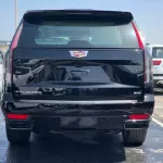 Cadillac Escalade black inside beige 2022 Platinum sports - Thumbnail 5