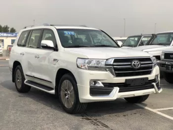 Toyota Land Cruiser VXR 5.7 L 2021 full option with hydraulic
