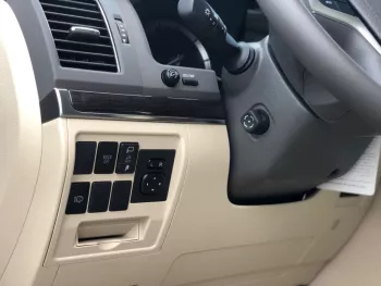 Toyota Land Cruiser VXR 5.7 L 2021 full option with hydraulic