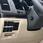 Toyota Land Cruiser VXR 5.7 L 2021 full option with hydraulic - Thumbnail 15