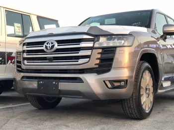 Toyota Land Cruiser GXR 3.5L twin turbo 2022