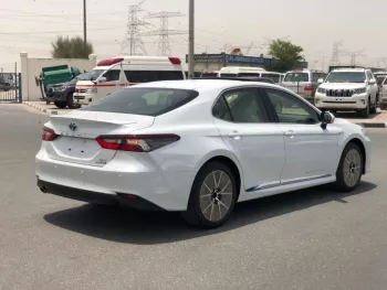 Toyota Camry GLE Hybird 2.5L 2022