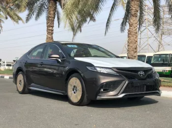 2022 Toyota Camry SE 3.5L V6 FWD