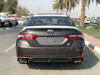 2022 Toyota Camry SE 3.5L V6 FWD