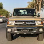 Toyota Land Cruiser pickup Double cub 4.0L with winch 2022 - Thumbnail 2