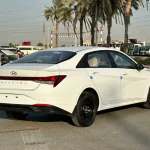 Huyndai Elantra 1.6L basic Option 2022 - Thumbnail 4