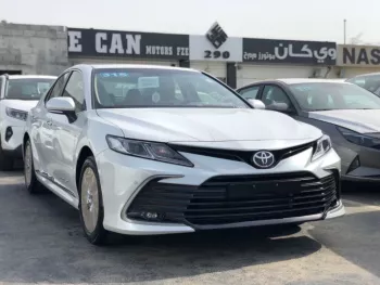 Toyota Camry 2.5L V4 GLE 2022 FWD