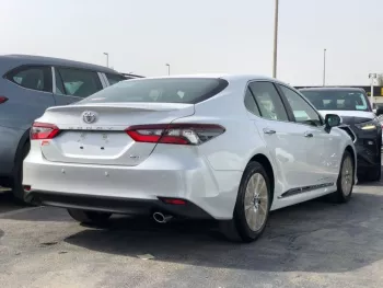 Toyota Camry 2.5L V4 GLE 2022 FWD