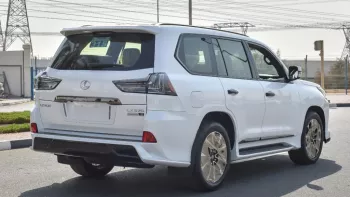 LEXUS LX570 2021 BLACK EDITTION S V6