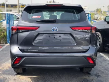 Toyota HIGHLANDER 2.5L HYBRD LE FWD 2022
