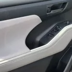 Toyota HIGHLANDER 2.5L HYBRD LE FWD 2022 - Thumbnail 7
