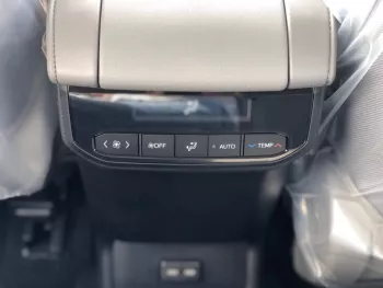 Toyota HIGHLANDER 2.5L HYBRD LE FWD 2022