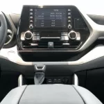 Toyota HIGHLANDER LE 2.5L V4 HYBRID FWD 2022 - Thumbnail 10