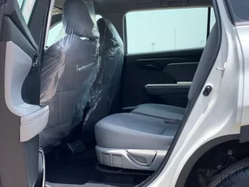 Toyota HIGHLANDER LE 2.5L V4 HYBRID FWD 2022