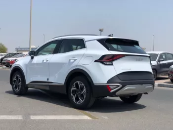 KIA SPORTAGE 2.0L 4CYl 2023 FWD