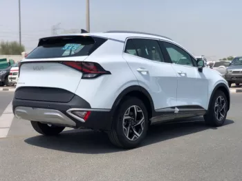 KIA SPORTAGE 2.0L 4CYl 2023 FWD