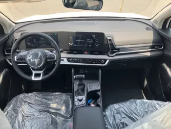 KIA SPORTAGE 2.0L 4CYl 2023 FWD