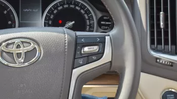 Toyota LAND CRUISER 5.7L V8 2021 EXR 4WD