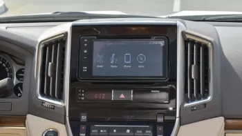 Toyota LAND CRUISER 5.7L V8 2021 EXR 4WD
