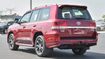 2021 Toyota LAND CRUISER VXR 5.7L 8Cyl 4WD