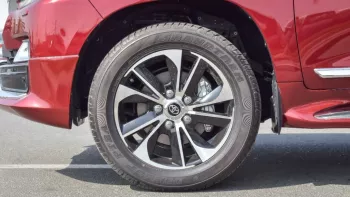 2021 Toyota LAND CRUISER VXR 5.7L 8Cyl 4WD