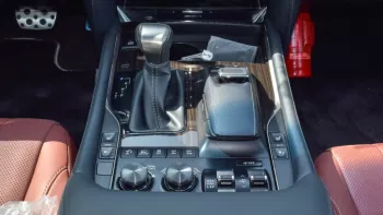 LEXUS LX570 2021 SUPER SPORT 5.7L 8Cyl