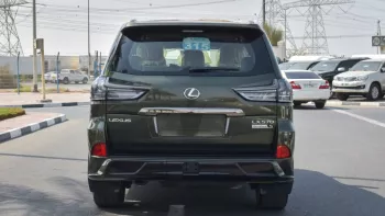 LEXUS LX570 2021 8Cyl BLACK EDITION Olive green color