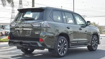 LEXUS LX570 2021 8Cyl BLACK EDITION Olive green color