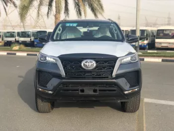 Toyota Fortuner 4WD 2.7L 4Cyl 2022