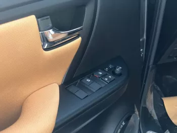 Toyota Fortuner 4WD 2.7L 4Cyl 2022