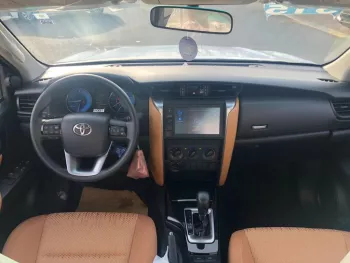 Toyota Fortuner 4WD 2.7L 4Cyl 2022