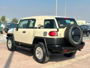 Toyota FJ Cruiser 4.0L 2Doors 2023 4WD