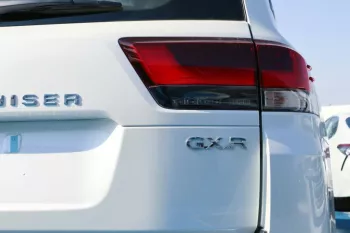 TOYOTA LAND CRUISER GXR L300 3.5L 2022 4WD (SOLD)