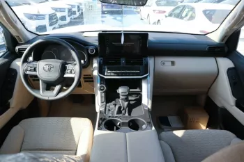 TOYOTA LAND CRUISER GXR L300 3.5L 2022 4WD (SOLD)