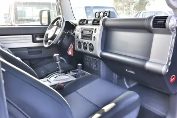 TOYOTA FJ CRUISER 4.0L 2022
