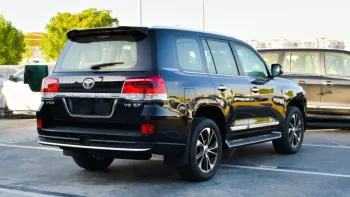 TOYOTA LAND CRUISER VX-R V8 5.7 2021 EXPORT PRICE