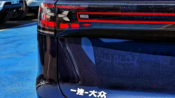 VOLKSWAGEN ID.6 CROZZ 2022