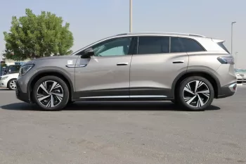 VOLKSWAGEN ID.6 PRO CROZZ 2022 GOLD 7 SEATS WITH 360 CAMERA