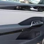 VOLKSWAGEN ID.6 PRO CROZZ 2022 GOLD 7 SEATS WITH 360 CAMERA - Thumbnail 9