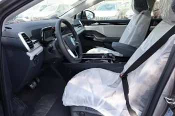 VOLKSWAGEN ID.6 PRO CROZZ 2022 GOLD 7 SEATS WITH 360 CAMERA