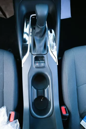 TOYOTA COROLLA FULL OPTION 2022 (1.5L)