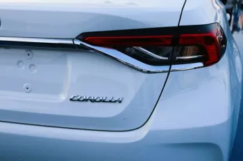 TOYOTA COROLLA FULL OPTION 2022 (1.5L)