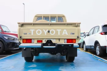 TOYOTA LAND CRUISER 70TH ANNIVERSARY LX V6 (4.0L)