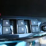 TOYOTA HILUX SR5 2.4L - - 4X4 - FULL-OPTION - DOUBLE CABIN - AUTOMATIC TRANSMISSION –DIESEL - Thumbnail 8