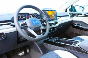VOLKSWAGAN ID.6 PRO CROZZ 7 SEATER FULL OPTION