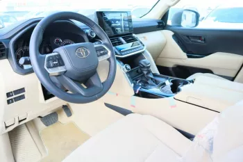 Toyota Land Cruiser 3.3L Diesel 0Km GCC 2022